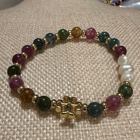 Tory Burch Jewelry - Tory Burch Multicolor Beaded Bracelet with Gold and Pearl
